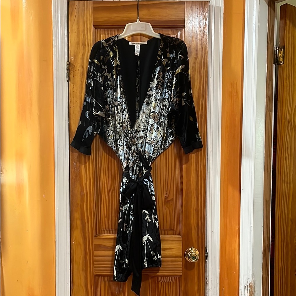Diane Von Furstenberg Black and White Midi Dress